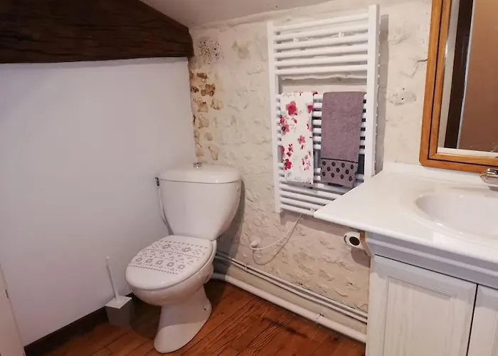 Сasa de vacaciones Maison Charentaise A La Campagne Becheresse